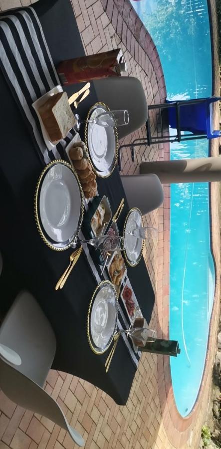 Apartamento The Calm Corner Pinetown Exterior foto